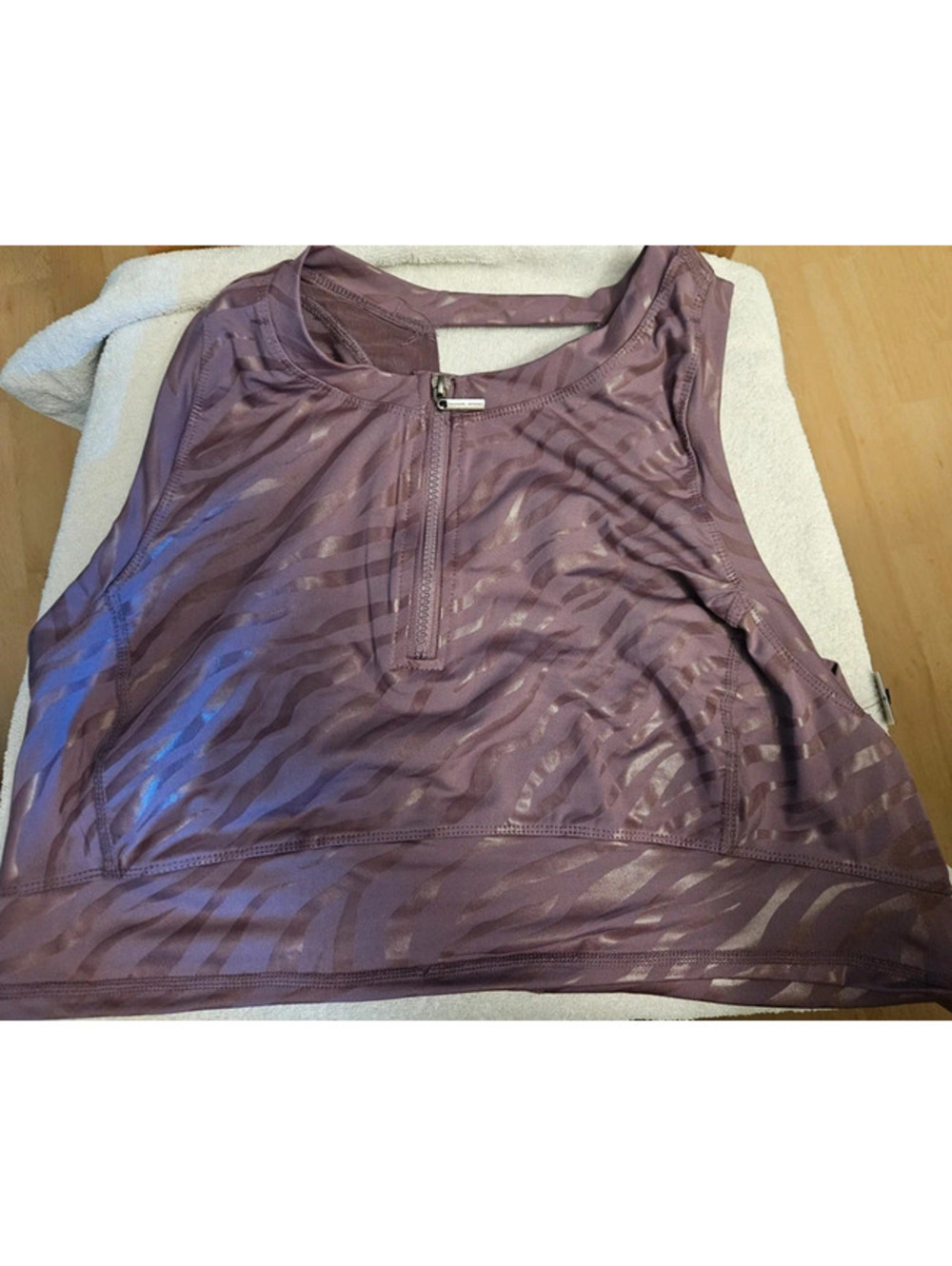 Tahari Sport NWT 1X Longline Sports Bra Zip Front High Impact Mauve Zebra [COPY]